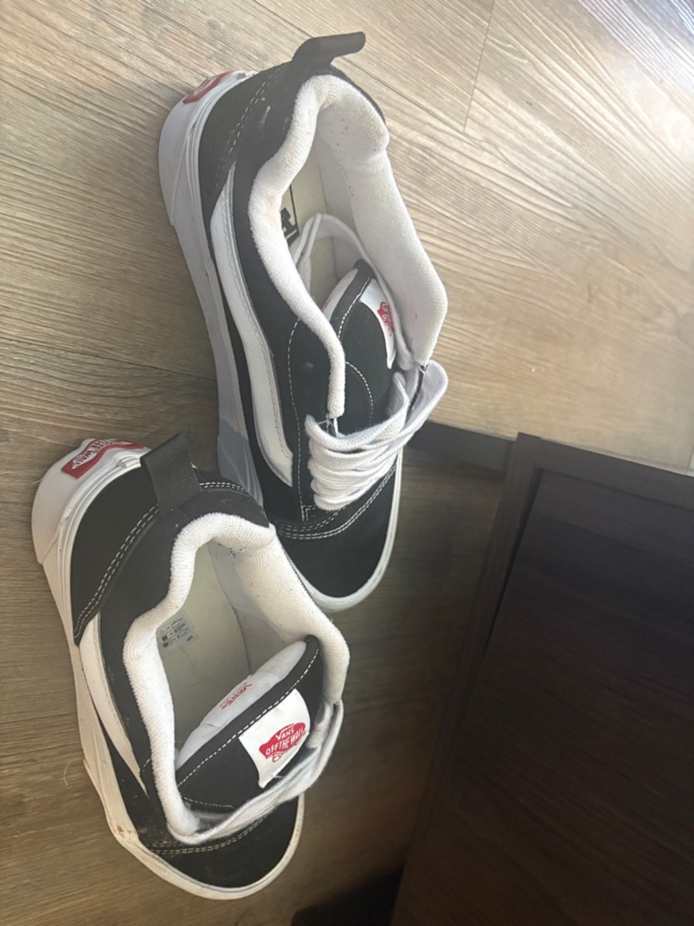 Vans Black and White Low-Top Skate Sneakers - Picture 4 of 6